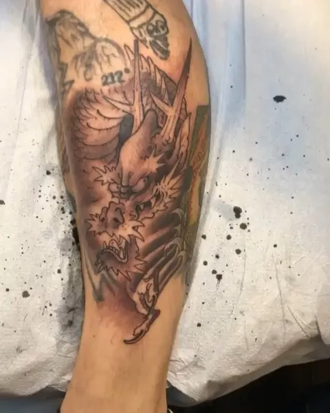 Full Circle Tattoo