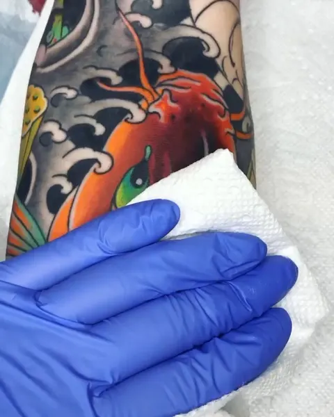 Full Circle Tattoo