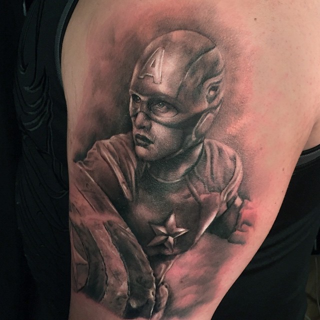 Ryan Mullins