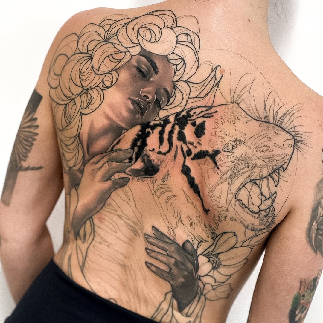 Tiger, 커버업