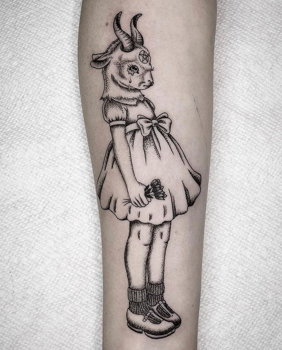 Full Circle Tattoo