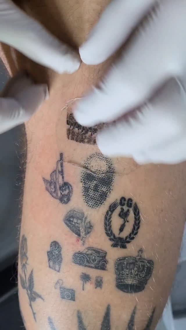 Mini, 단검