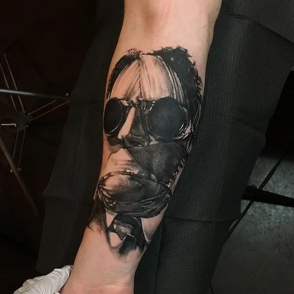 Full Circle Tattoo