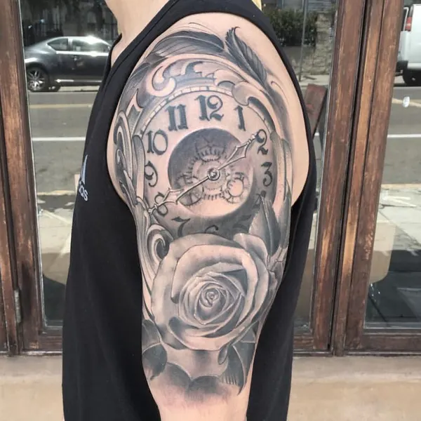 Full Circle Tattoo