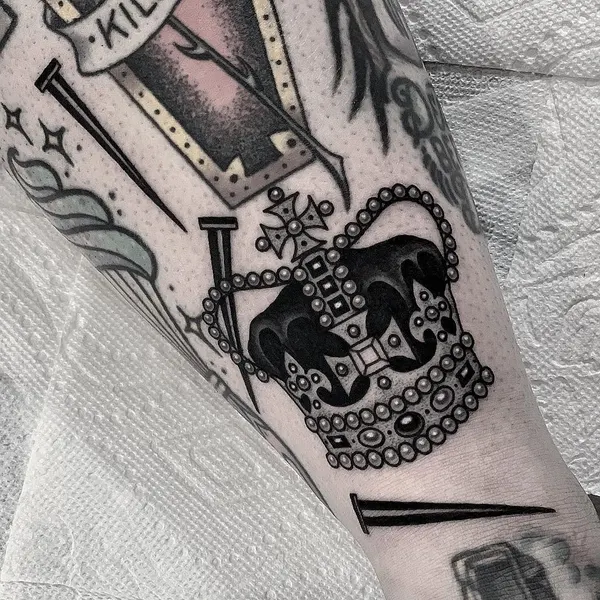 black_casket