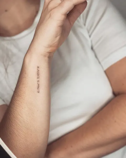 문장, 믿음, Mini, Lettering, 시, 단어, 용기, 정의, 지혜, 추억, 희망, 물망초, 손글씨, 회복력, 아랍어 레터링, 문구, 서예, 영원, 강인함, 동백꽃, 천칭자리, 쌍둥이자리, 타자기 폰트, 미니멀 레터링, 성경 구절