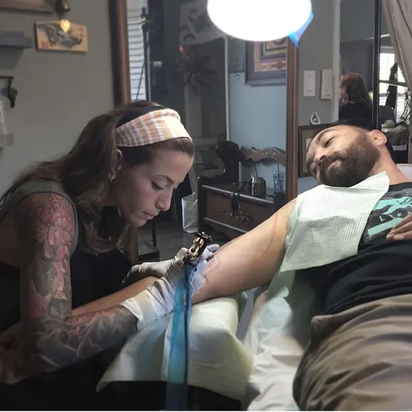 Full Circle Tattoo
