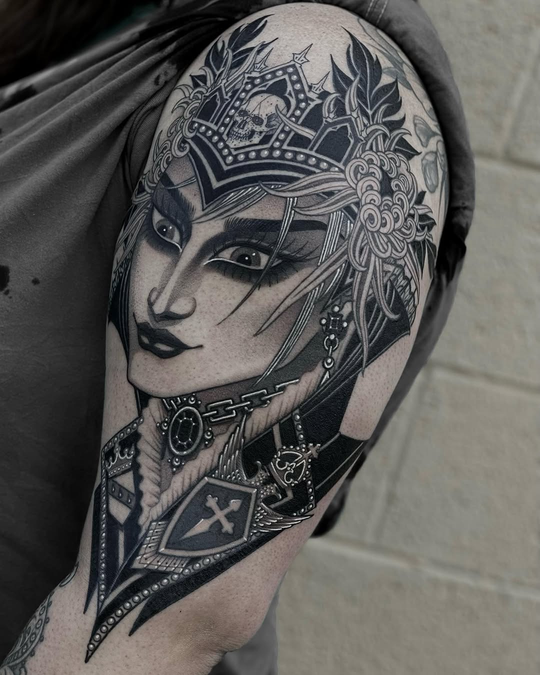 black_casket