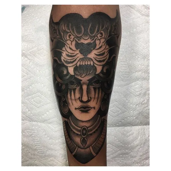 Full Circle Tattoo