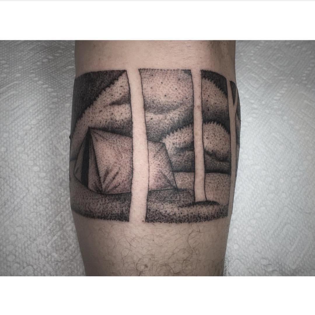 Full Circle Tattoo