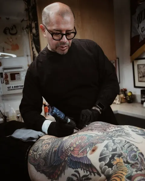 Full Circle Tattoo