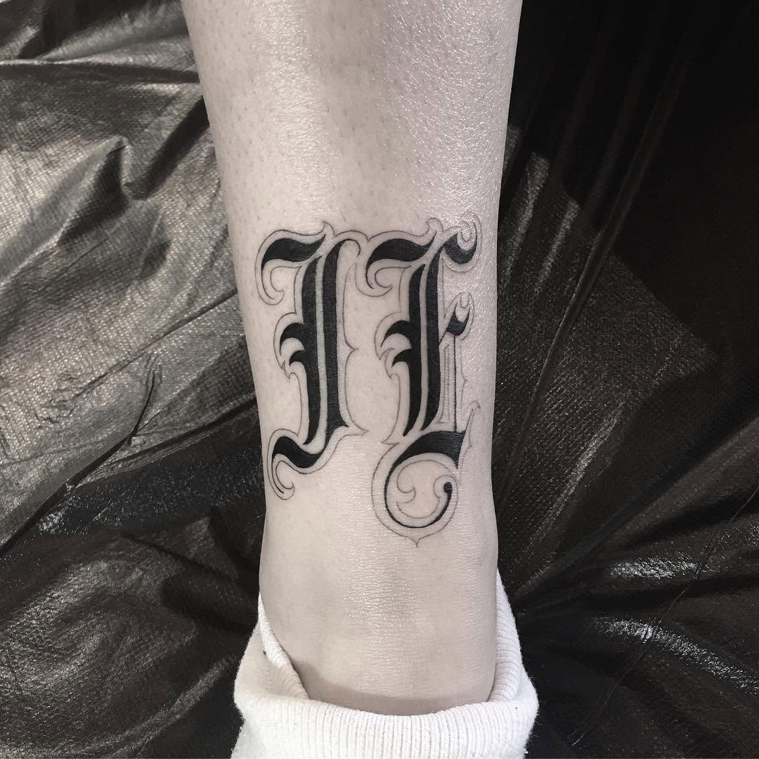 Lettering, 고딕 레터링