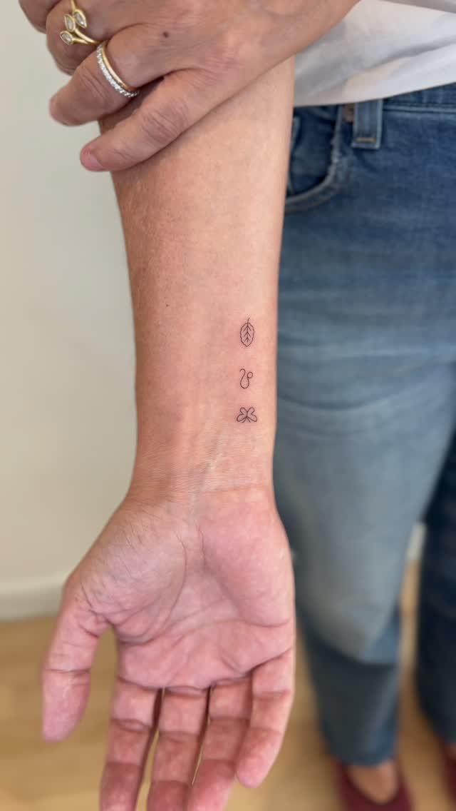 Lettering, 숫자, 좌표, 주사위, 티베트, 생년월일, 출생년도, 뇌신, 여권, 영원, 지혜, 다루마, 비대칭, 오리엔탈, 로마 숫자