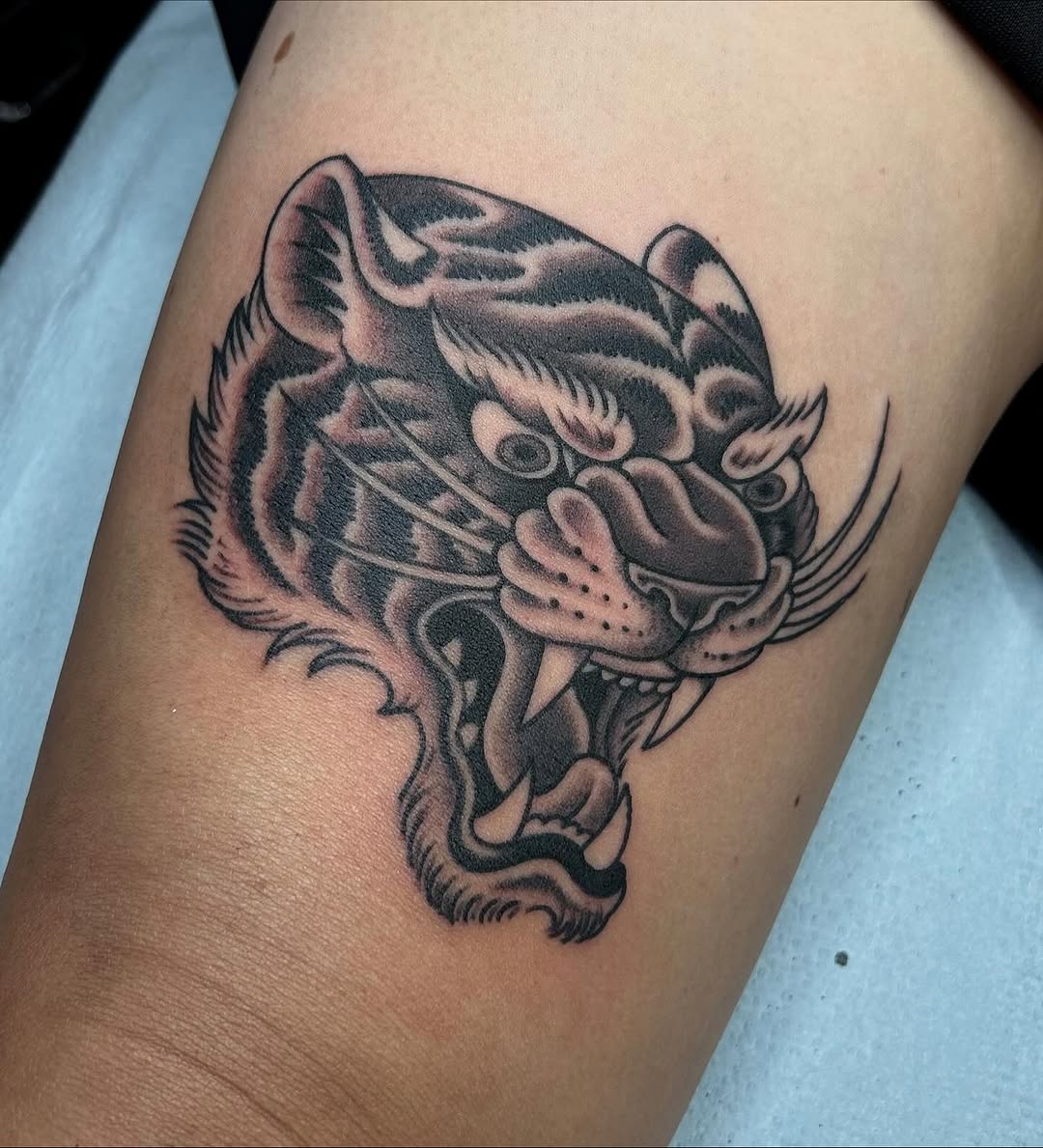 ellentattoos