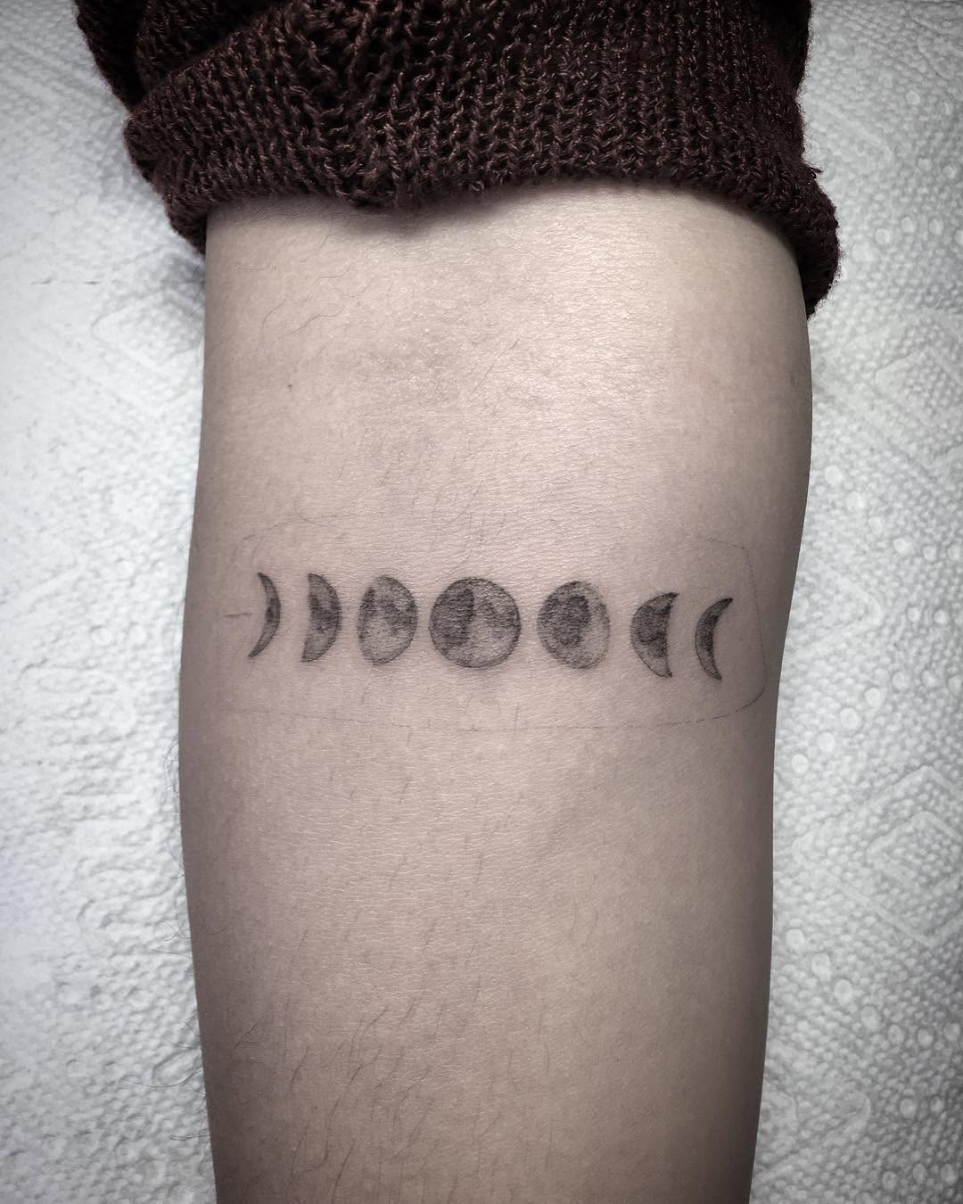 Lettering, 일식