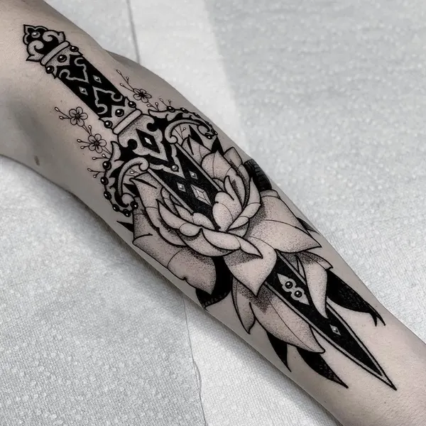 black_casket