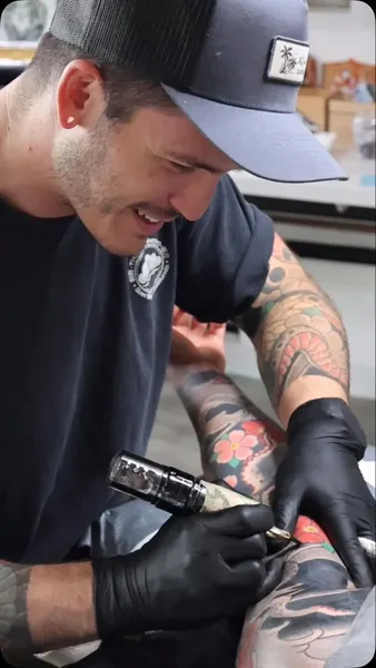 Full Circle Tattoo