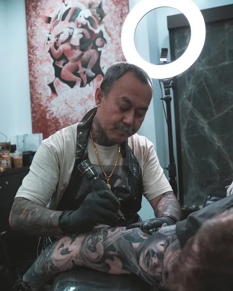 Robert Pho