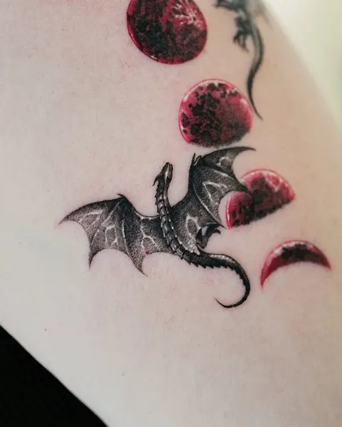 Dragon, 박쥐