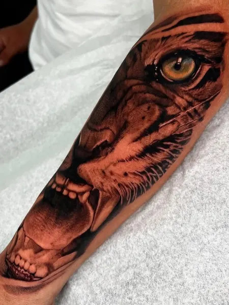 Guru Tattoo