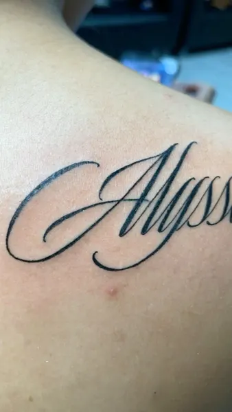 Lettering, 이름, 가족 이름