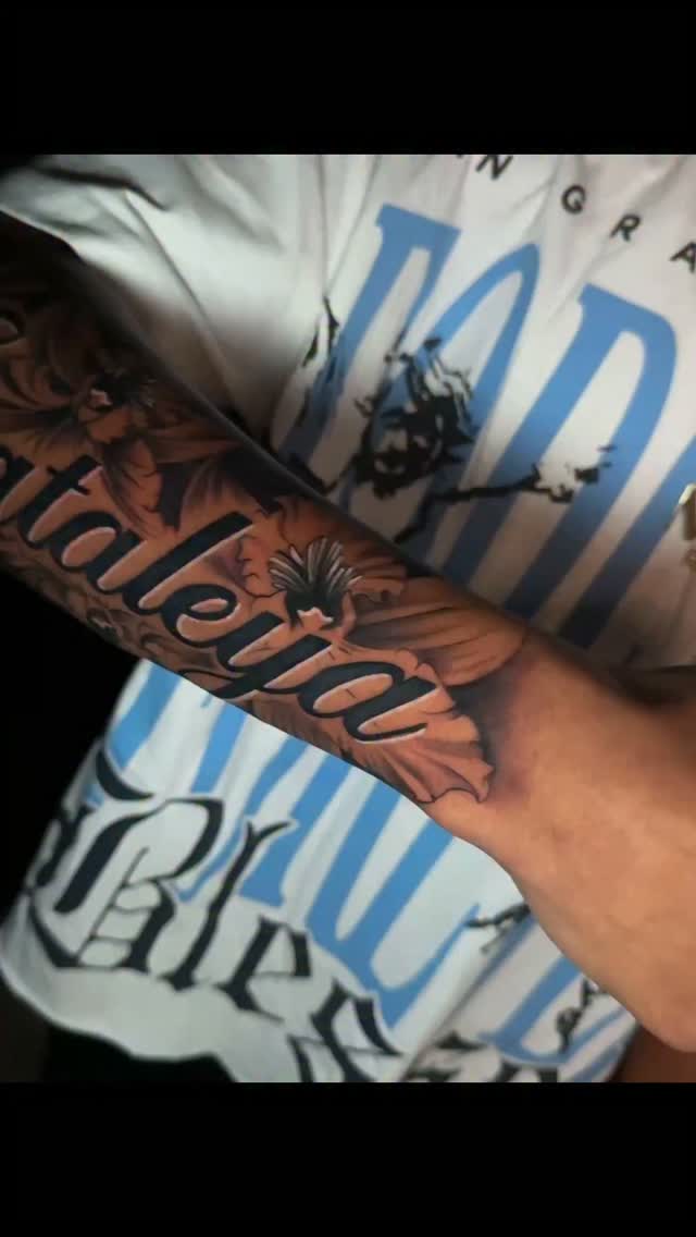 Lettering, Flower