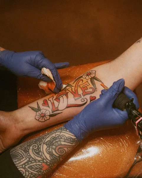 lindseebeetattoo