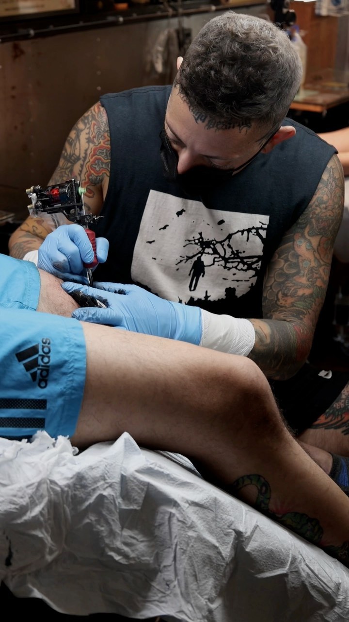 Full Circle Tattoo