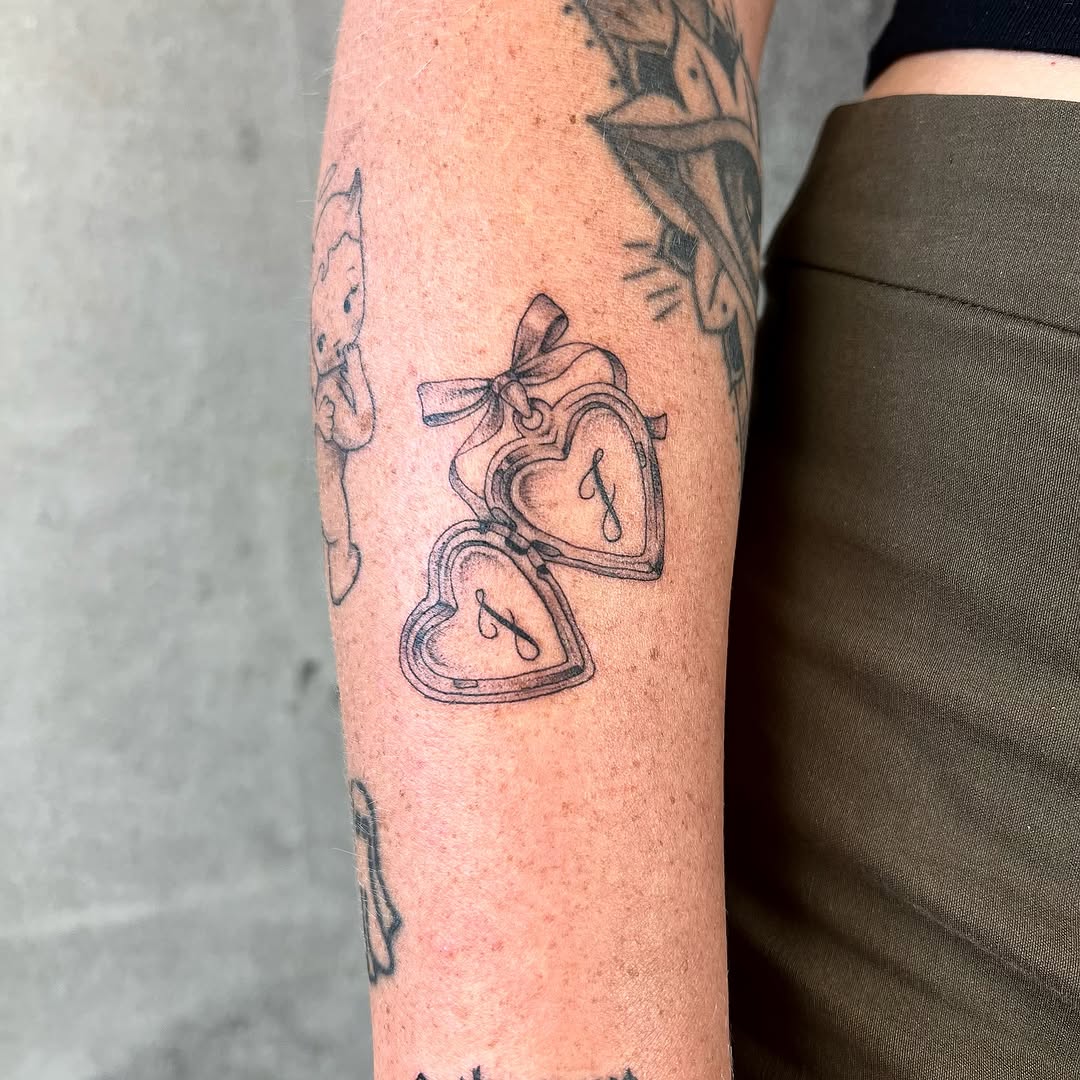 patch_tattoo_therapy