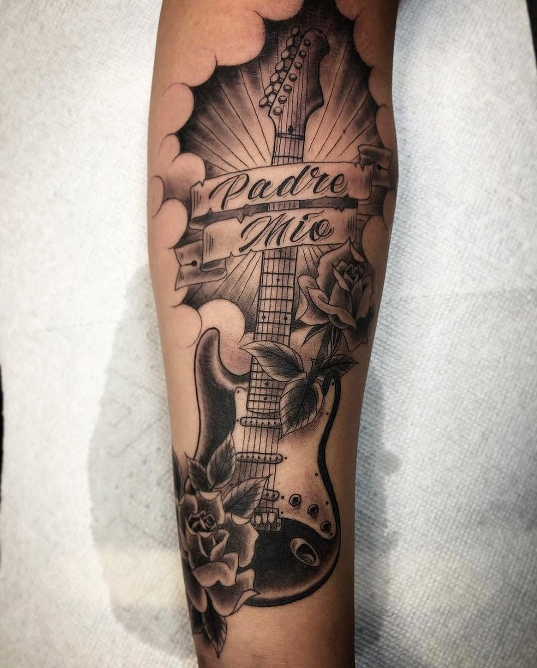 Full Circle Tattoo