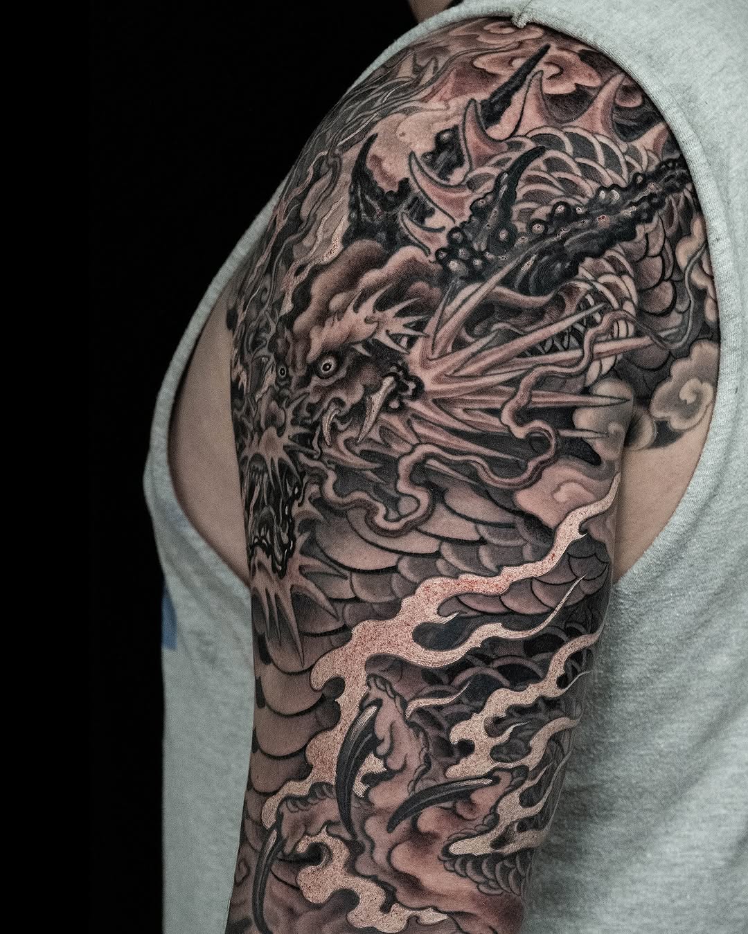 Dragon, 일본 구름, 한국 구름