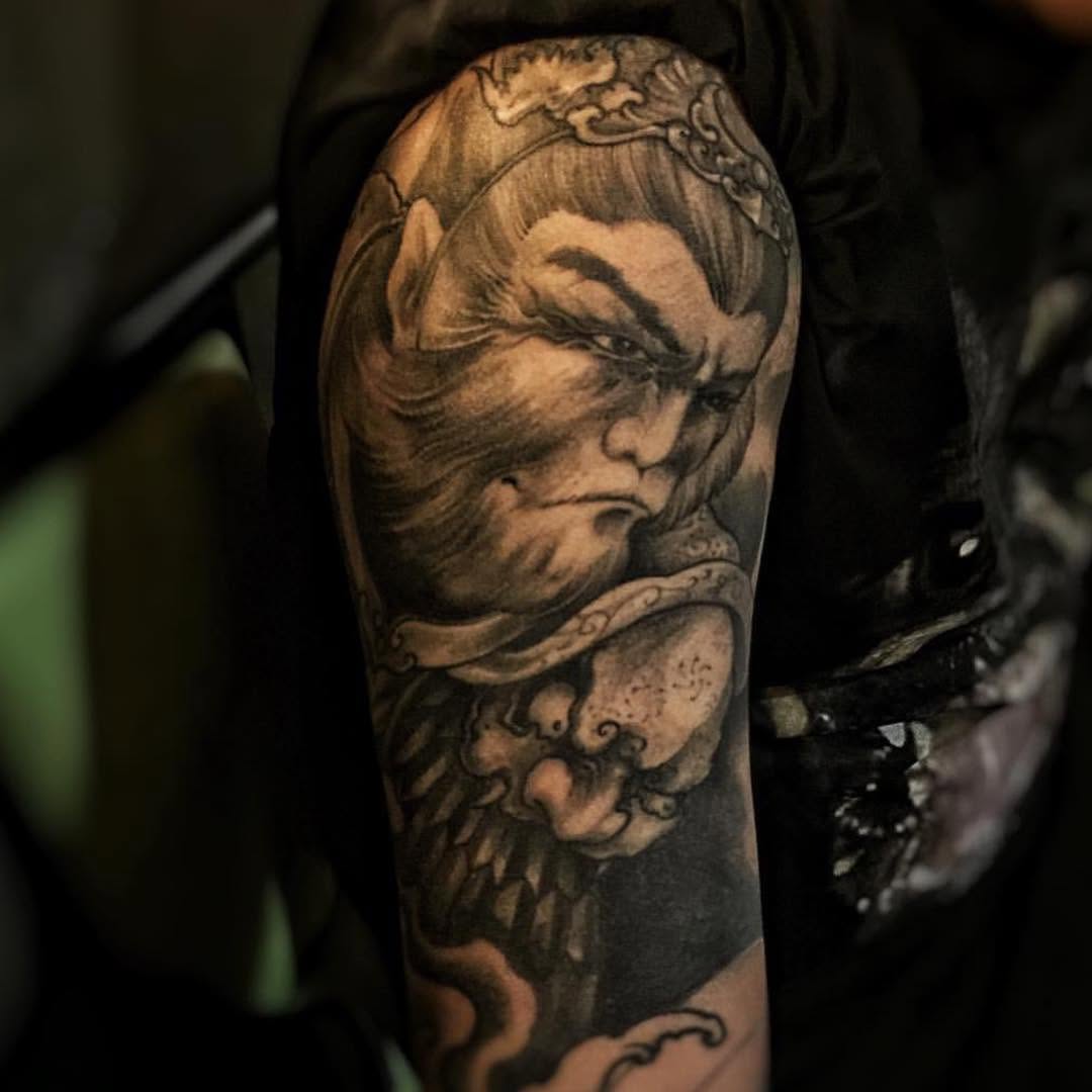 Full Circle Tattoo
