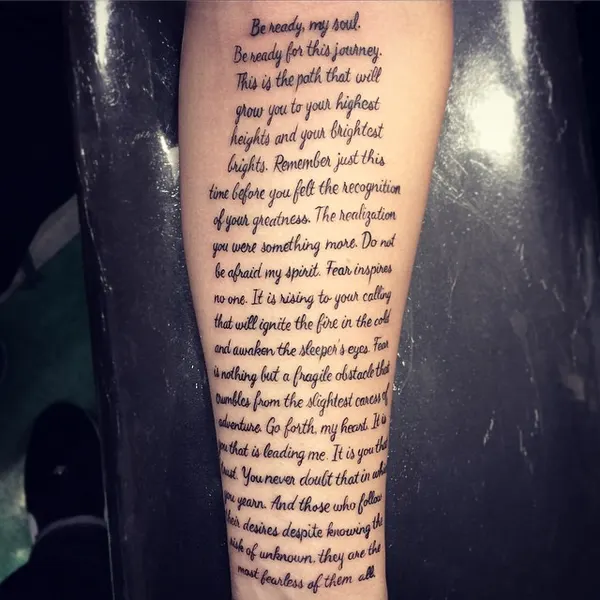 Lettering, 시, 가사, 추모 문구