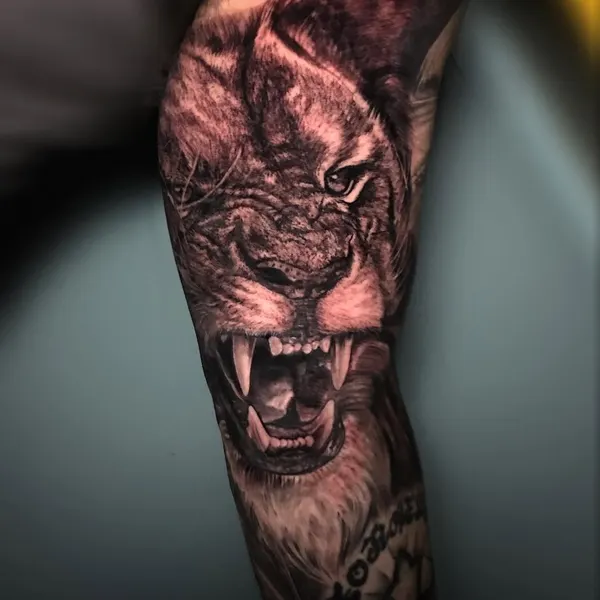 Tiger, 늑대인간