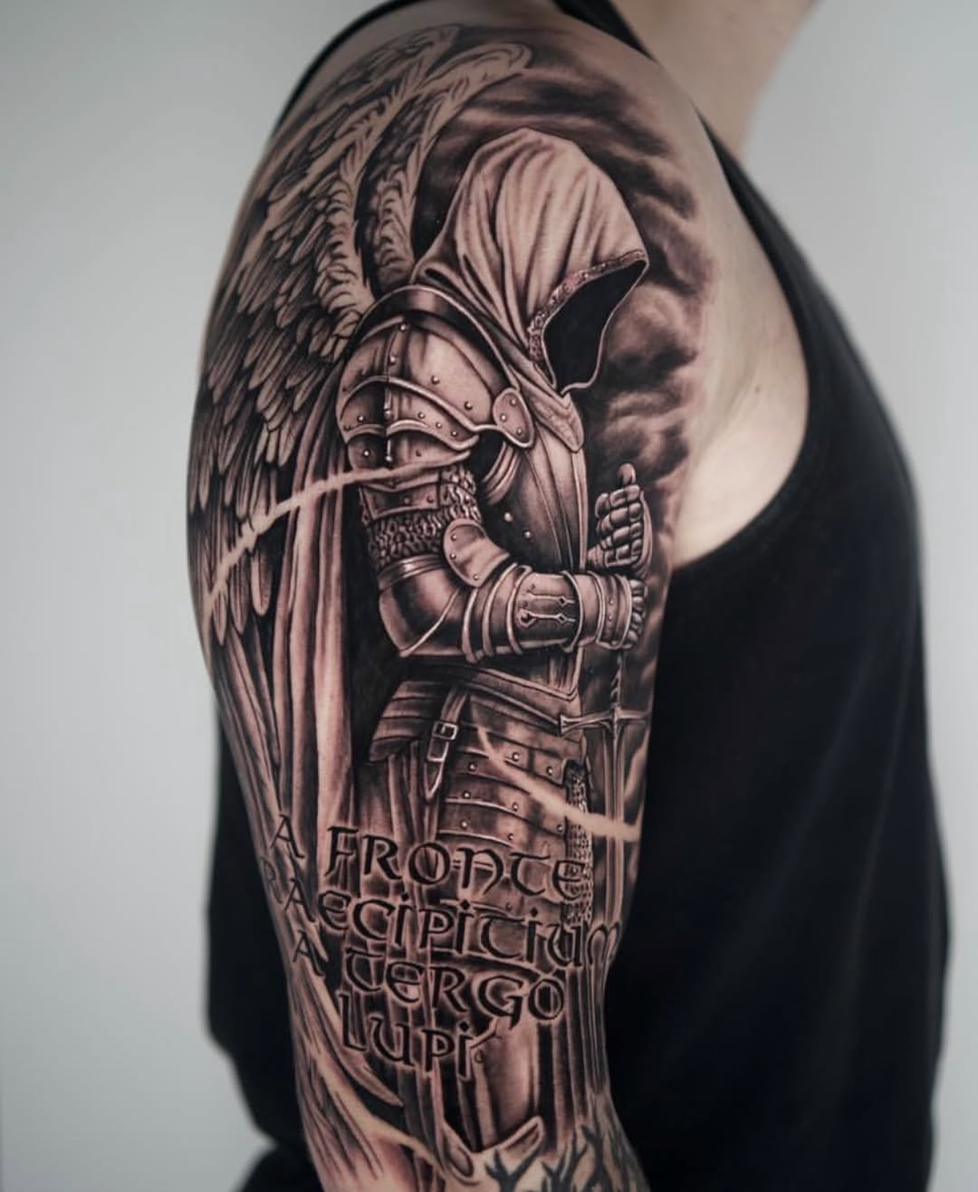 Full Circle Tattoo