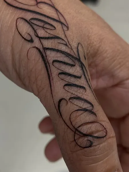 Lettering, 서명