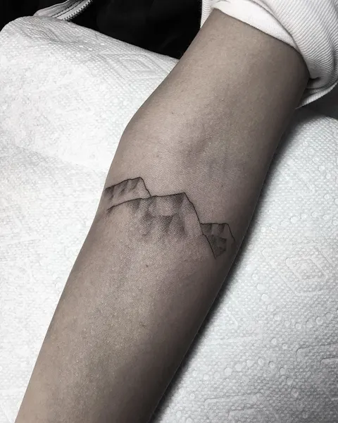 사막, 산, 섬, 구름, 계곡, 동굴, 화산, 테두리, 그래피티, 모래, 배경, 여권, 지도, 스트리트 아트, 구름 문양, 여행 타투, 한국 구름
