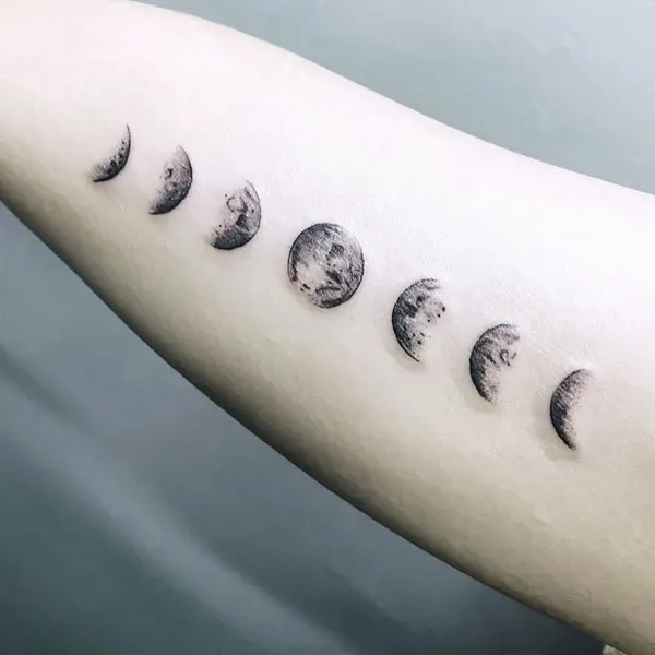 달, 일식, 초승달