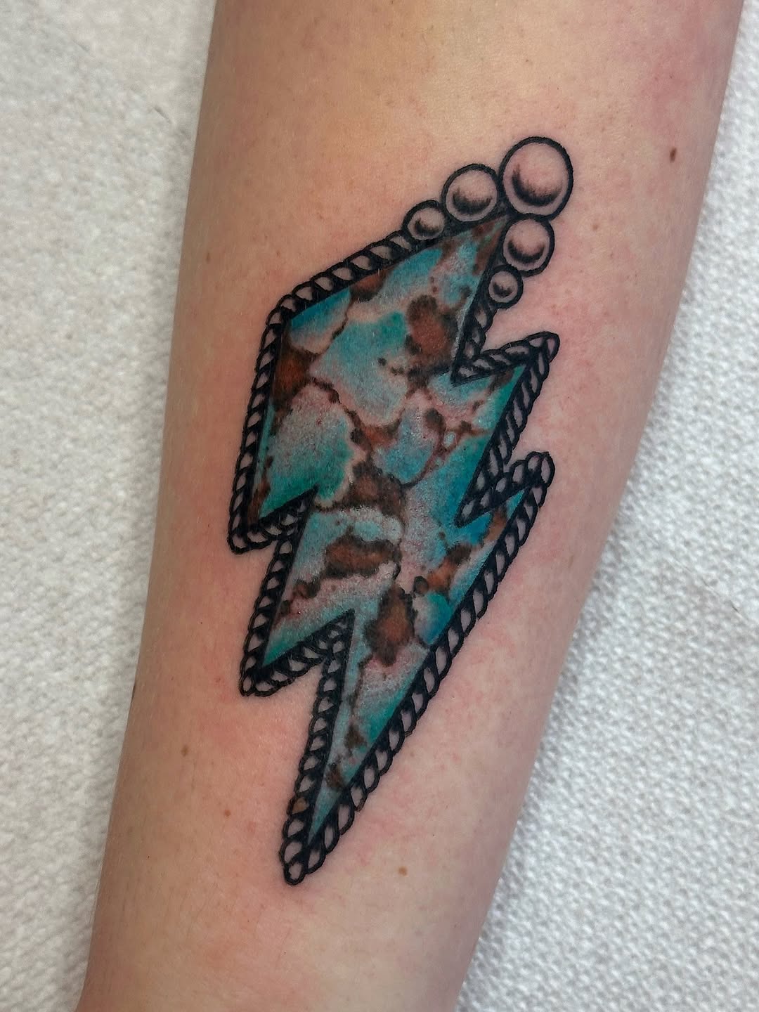 lindseebeetattoo
