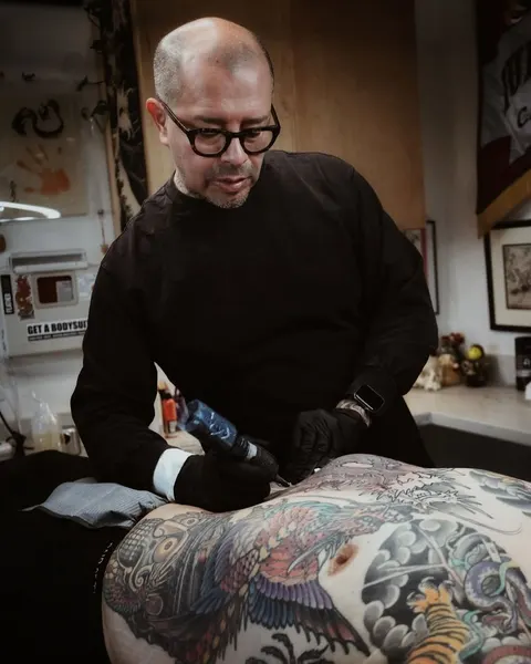 Full Circle Tattoo