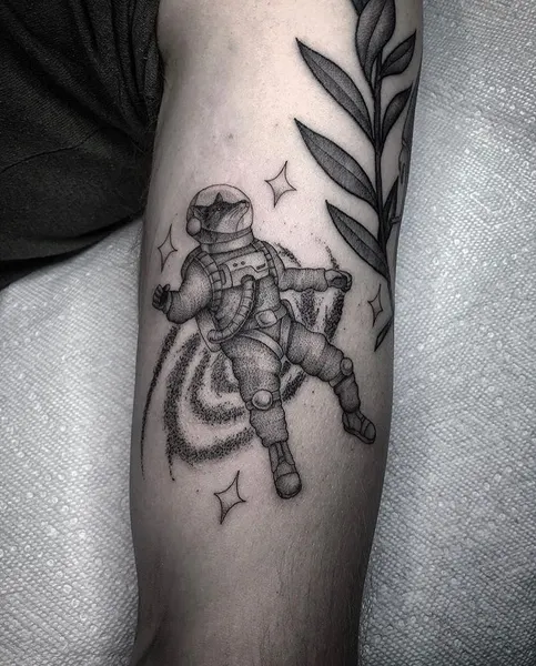 Full Circle Tattoo