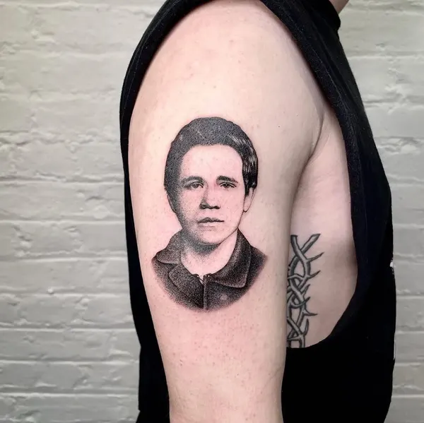 Full Circle Tattoo