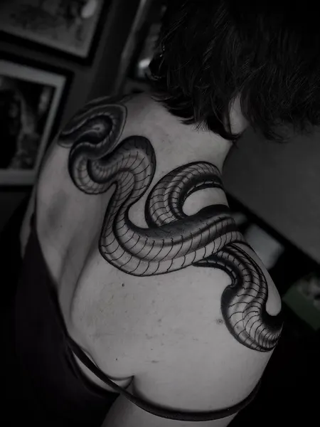Dragon, 메두사
