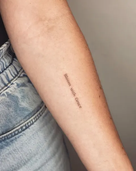 Lettering, 용기, 정의, 물병자리, 날짜, 지혜, 커피, 회복력, 쌍둥이자리