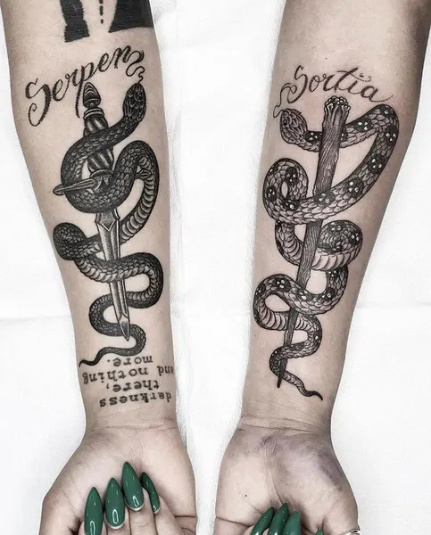 Full Circle Tattoo