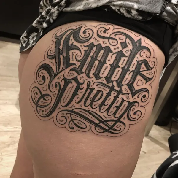 Lettering, 가족 이름
