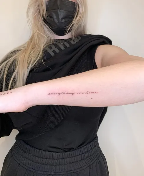 Lettering, 강인함