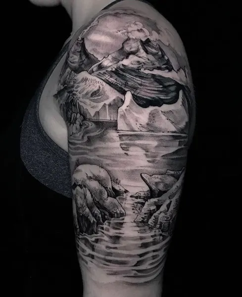Ink and Dagger Tattoo
