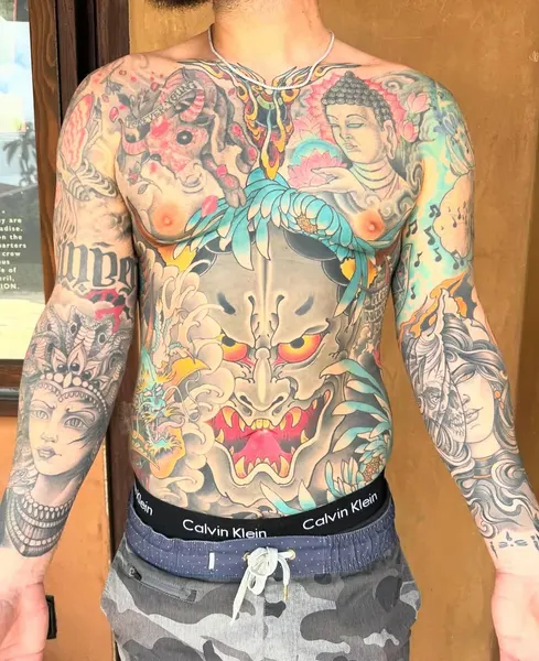 Full Circle Tattoo