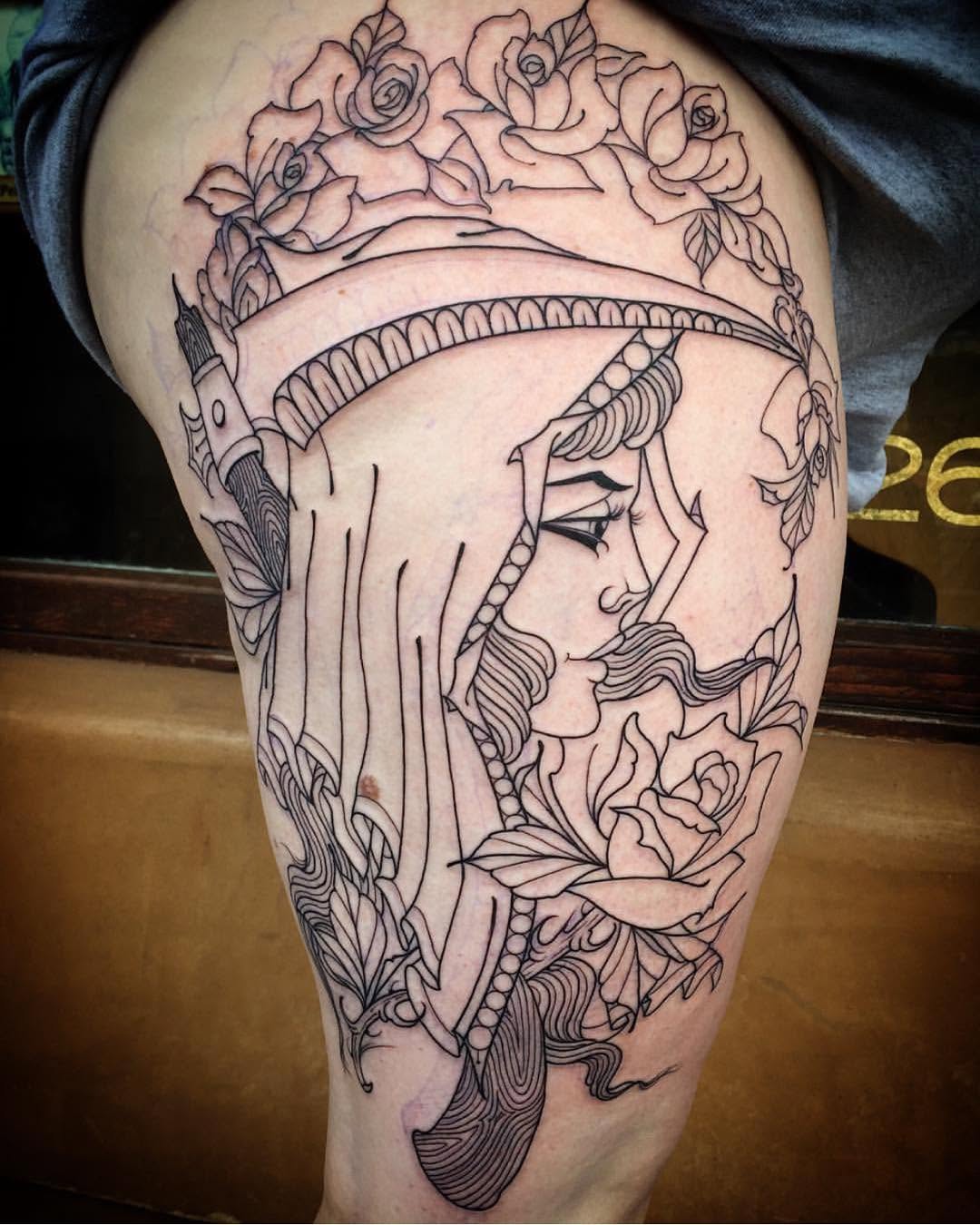 Full Circle Tattoo